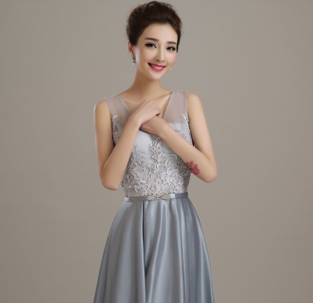ชุดเพื่อนเจ้าราคาถูก เก๋ๆ สีเทา ใส่ออกงานได้หลากหลายงาน